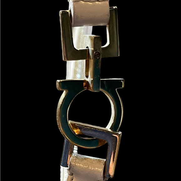 Salvatore Ferragamo Beige & White Handbag - Picture 6 of 13